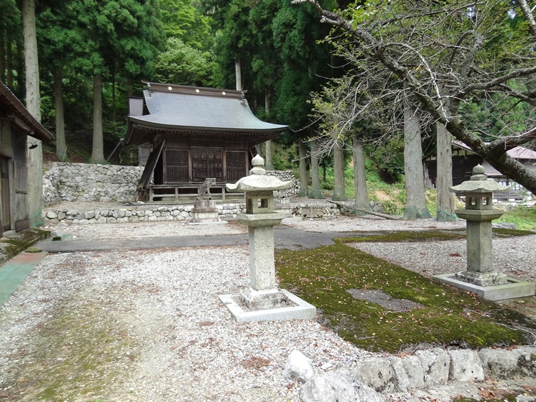 滋賀県犬上郡多賀町保月 神社
